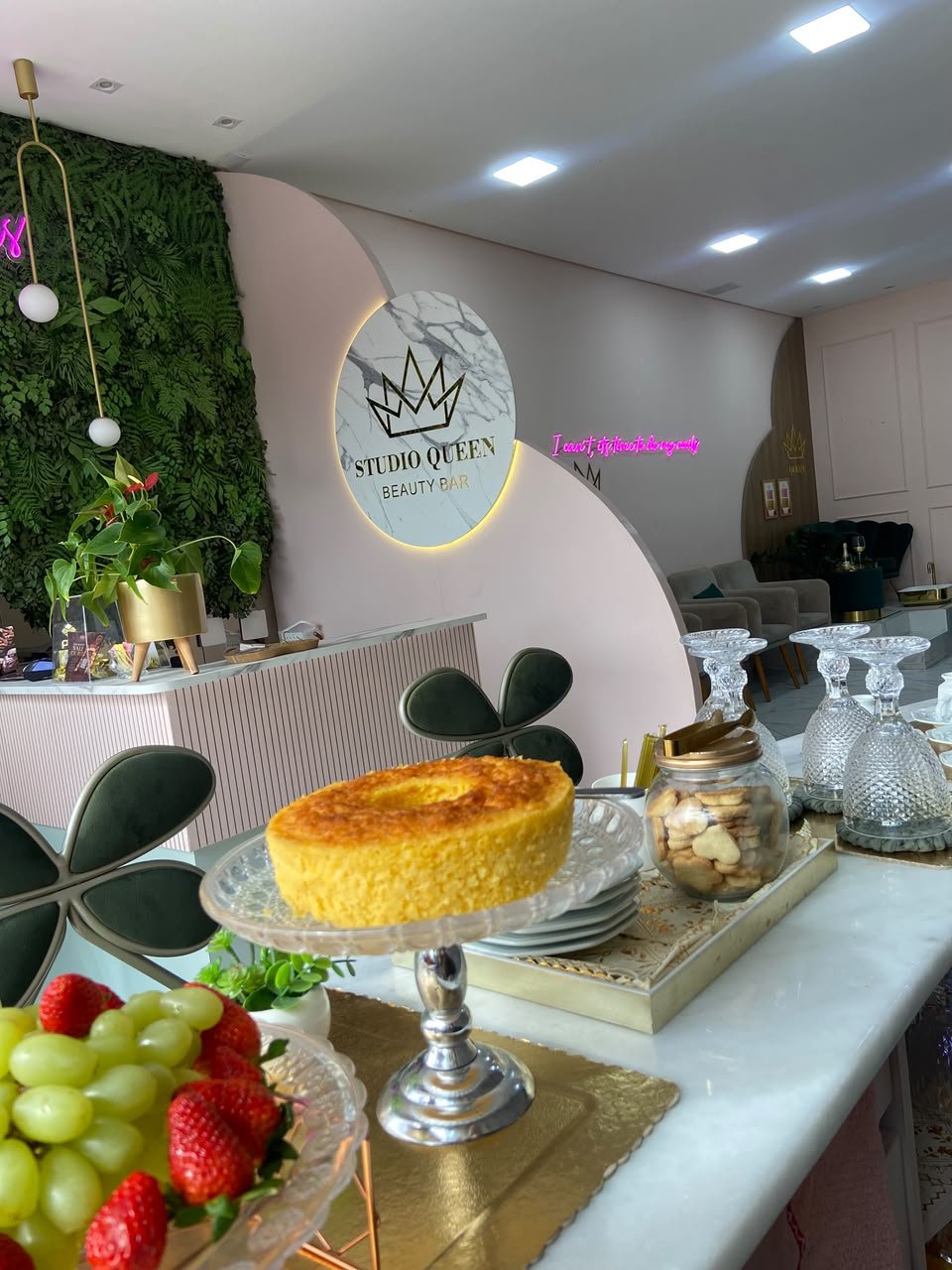 Recepção do Studio Queen com café da manhã